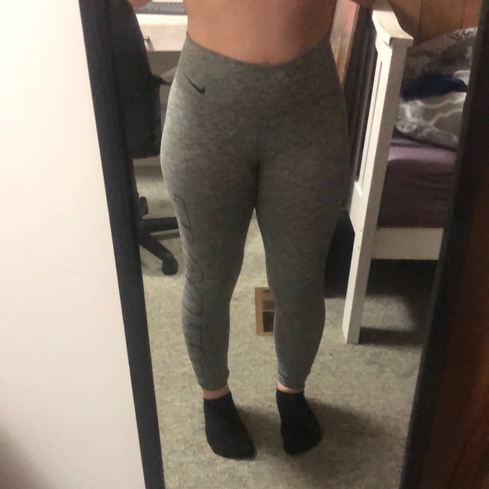 Nike Leggings!!